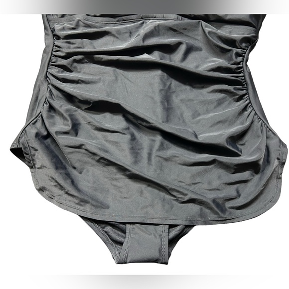 CUPSHE womens plus size 1x black maternity one piece 1950s inspired swimsuit NWT - Picture 3 of 5